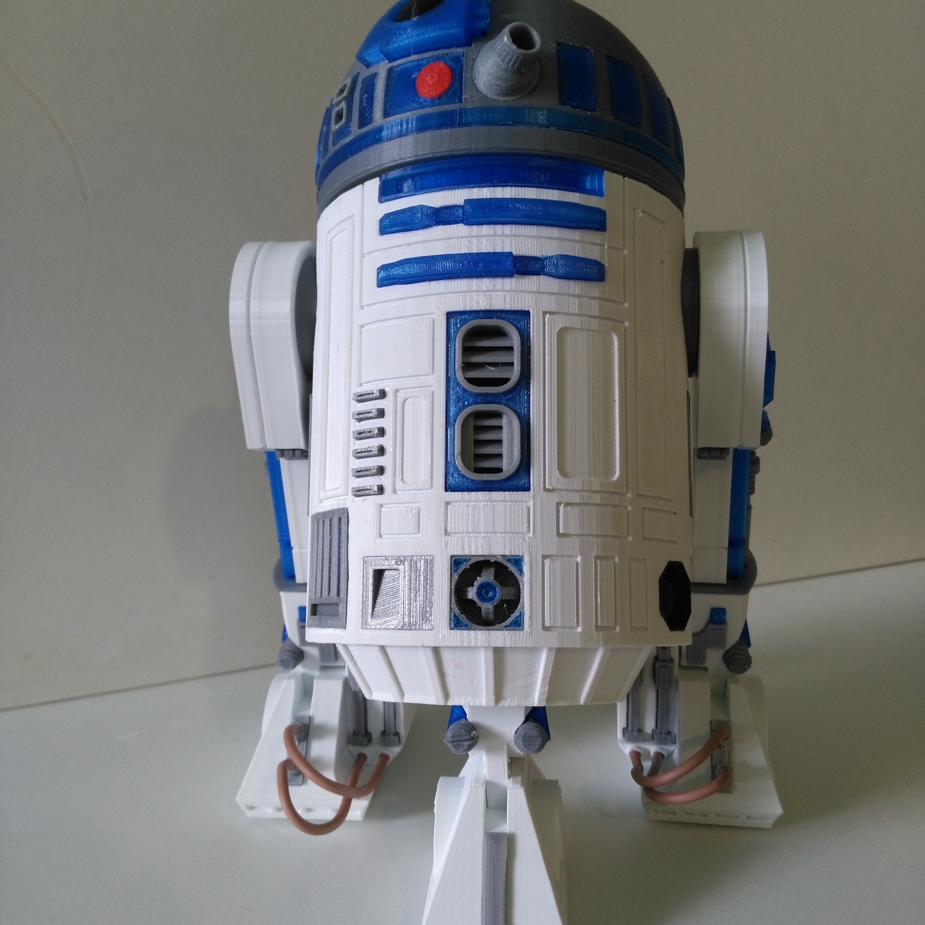 Download STL file STAR WARS - R2D2 highly detailed &amp;ready to print, 360 ...
